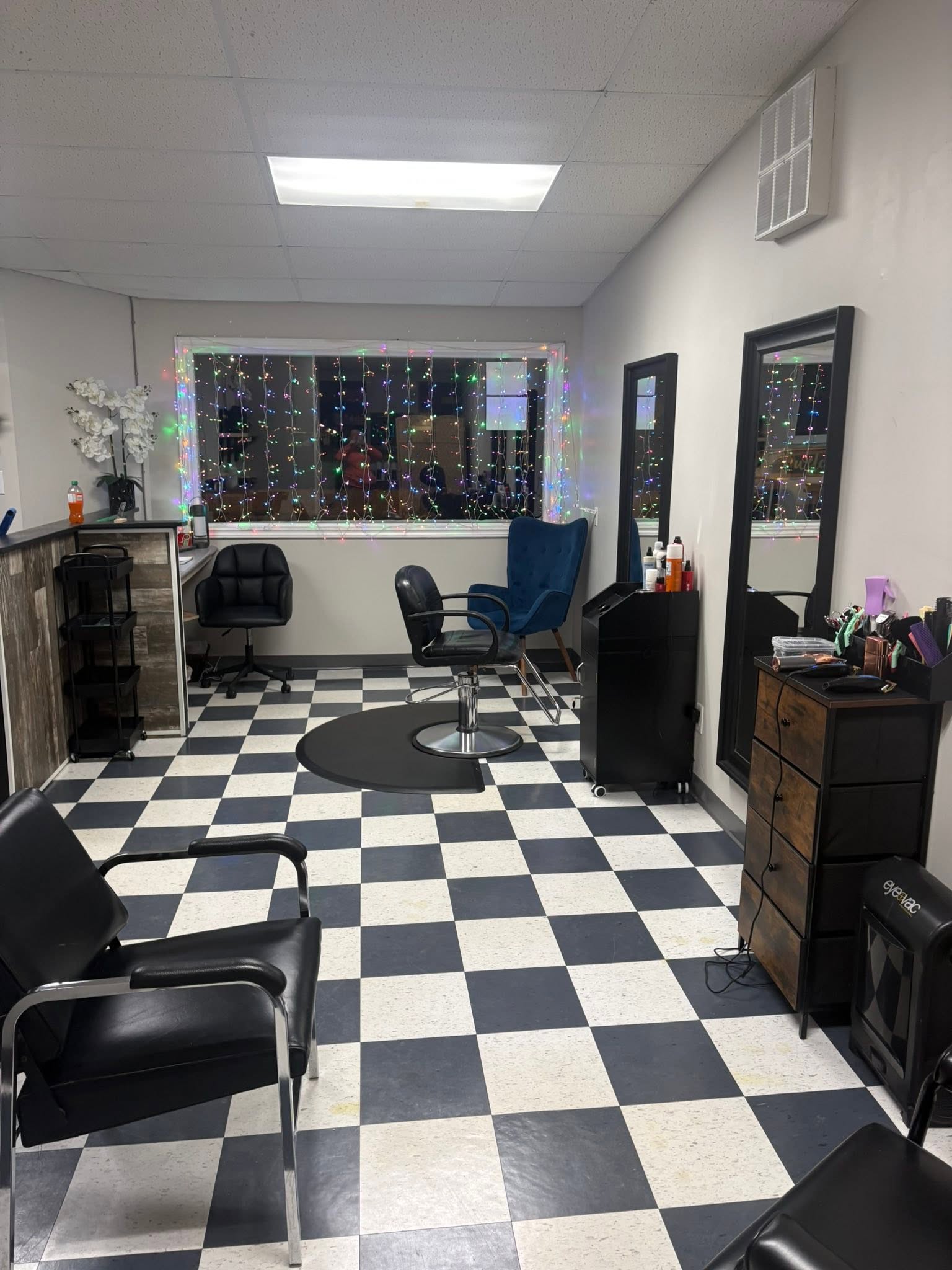 A serene and beautifully decorated esthetics treatment room at Beauty Haven
