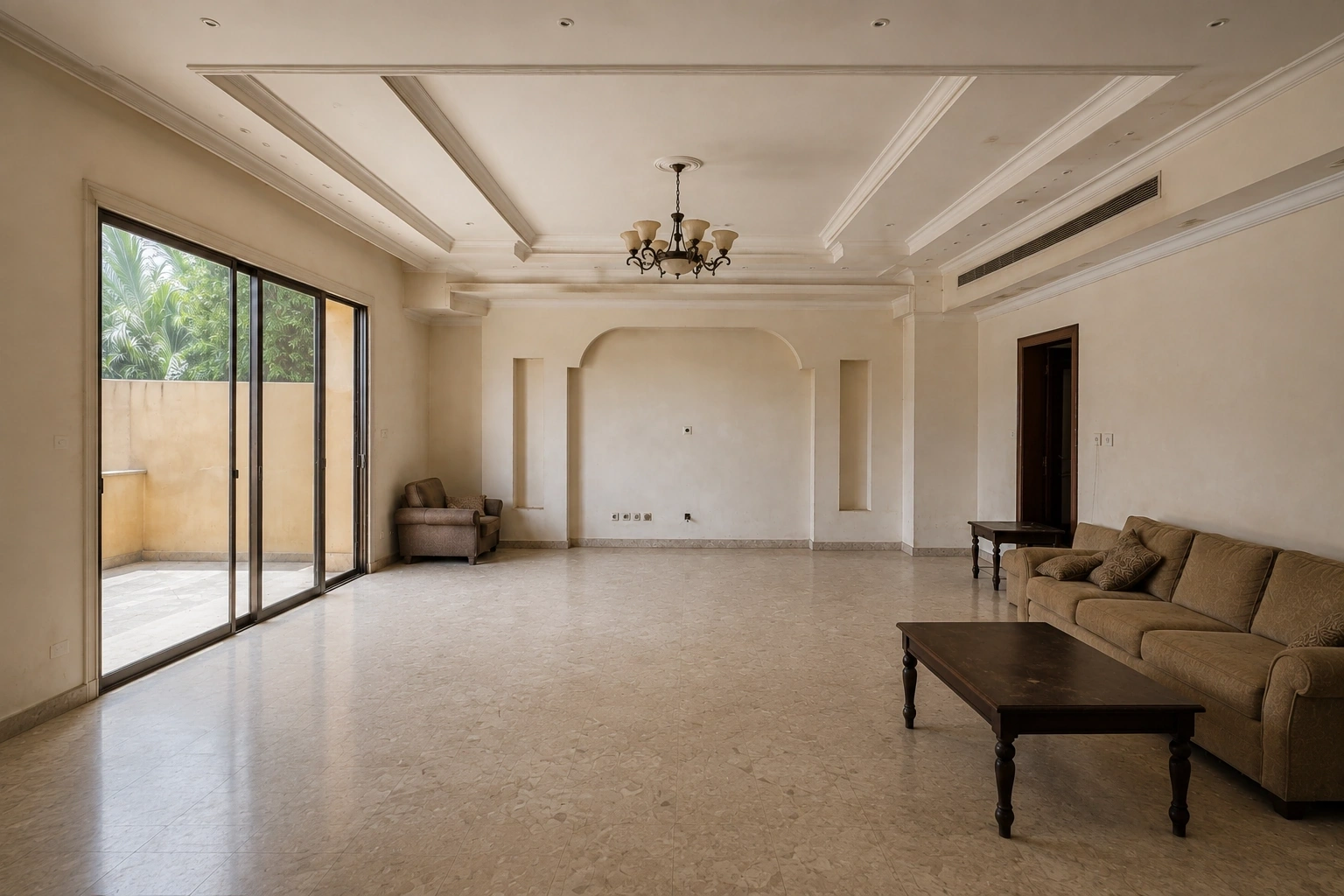 Living room before renovation