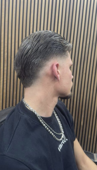 Premium grooming experience at Kadir barbershop
