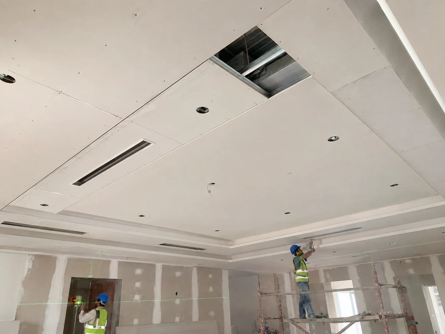 Fit-Out & Finishing service — Ceiling Execution