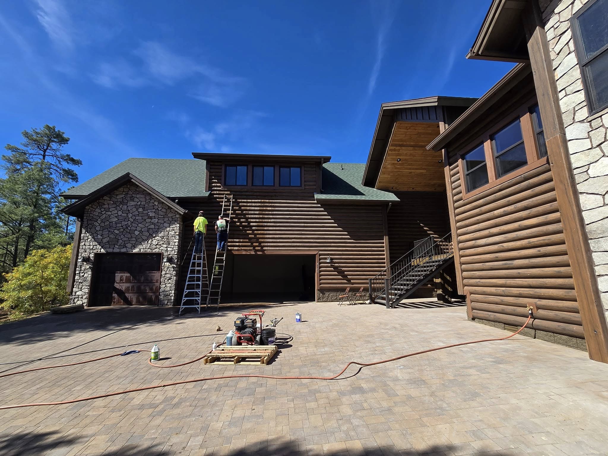 Allied Coating Experts professional painting crew working on a residential home in Pinetop, Arizona