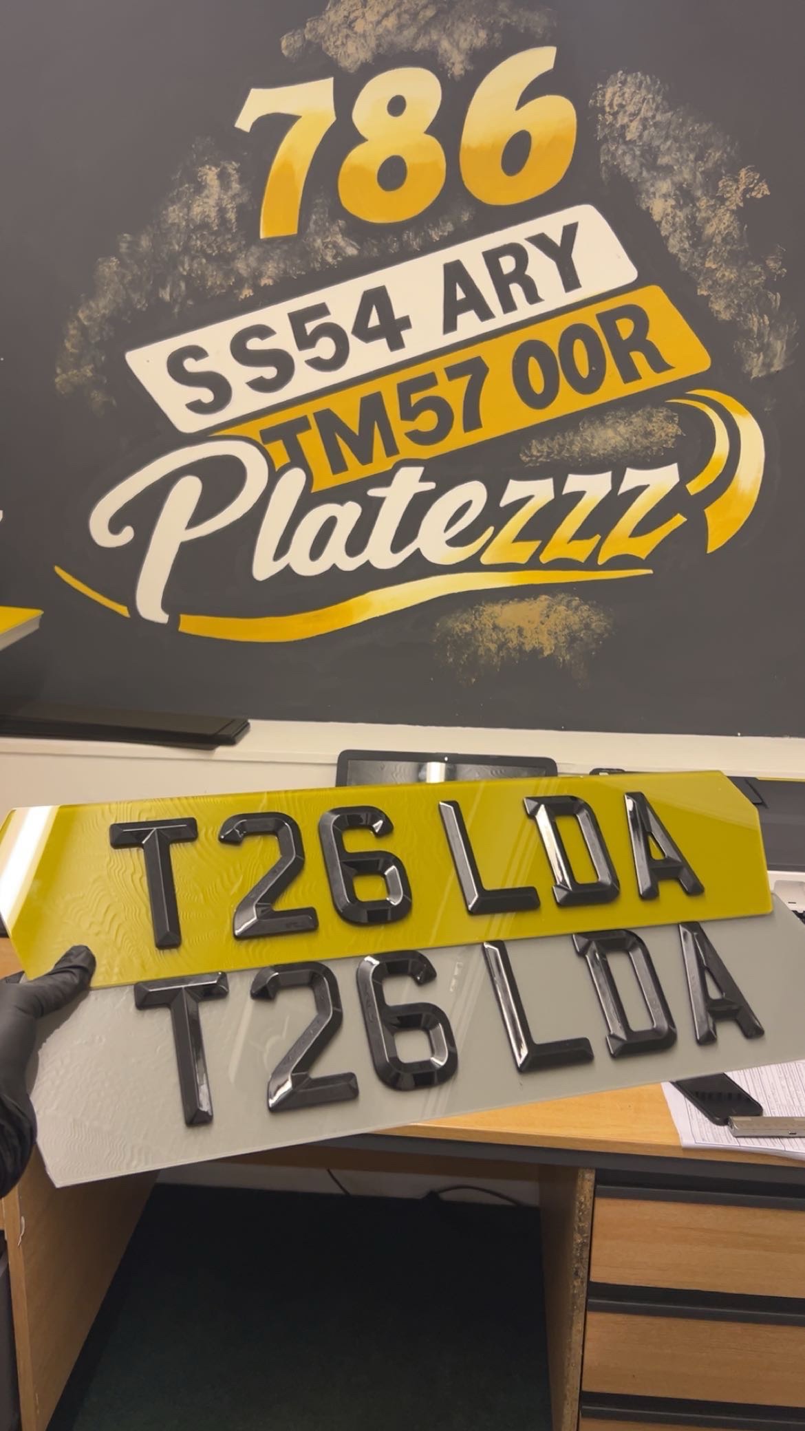 Custom show plate with tinted finish custom fonts badges and borders for events and displays
