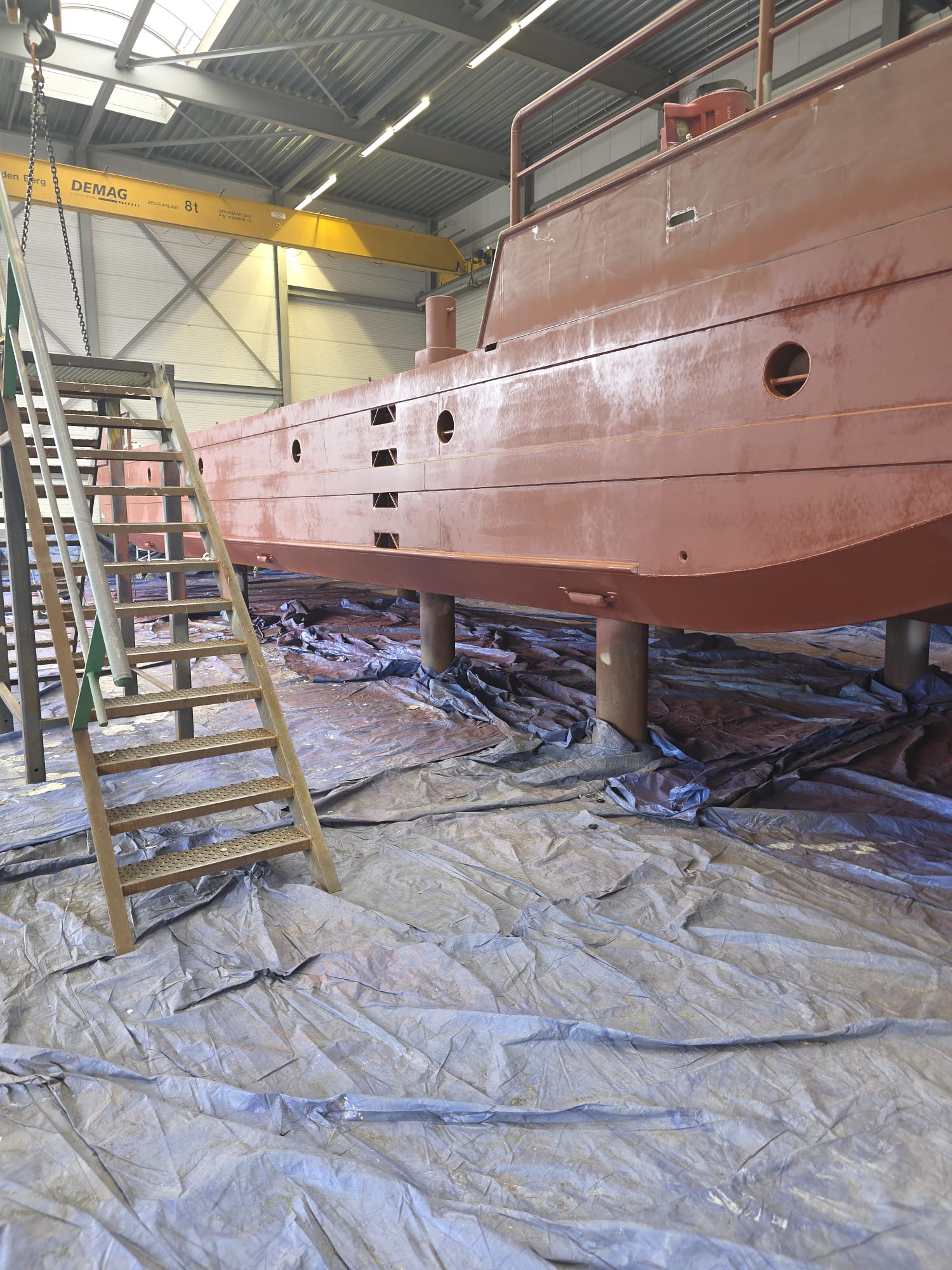 Vers geschilderd scheepsdek met coating voor maritiem gebruik