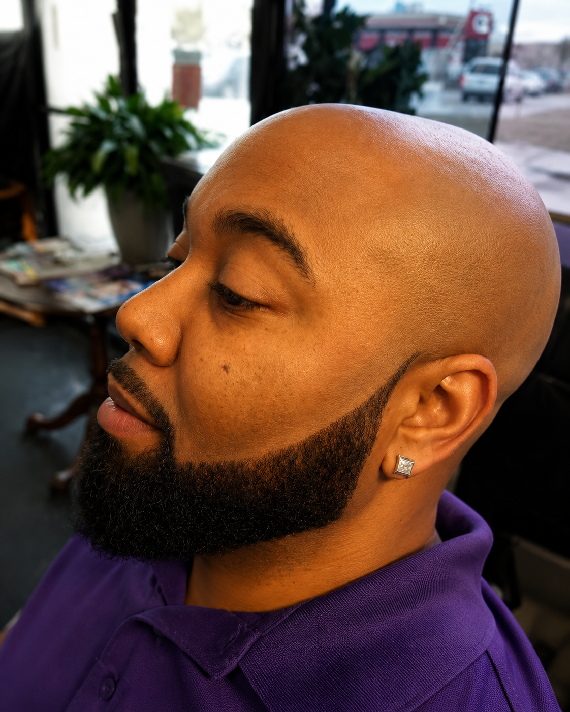 Master Barber detailing a haircut at Chop Shop in Fort Worth