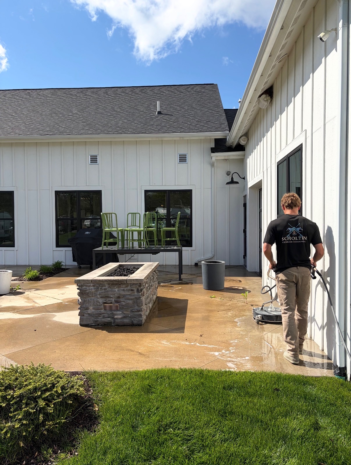 Elegant home exterior with pristine gutters after cleaning service