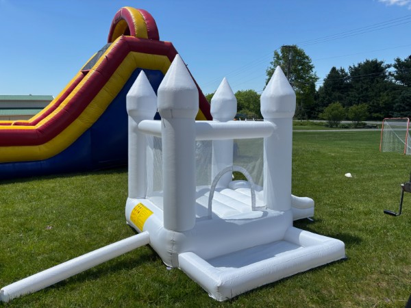 Small White Castle toddler bounce house for children ages 3 and under