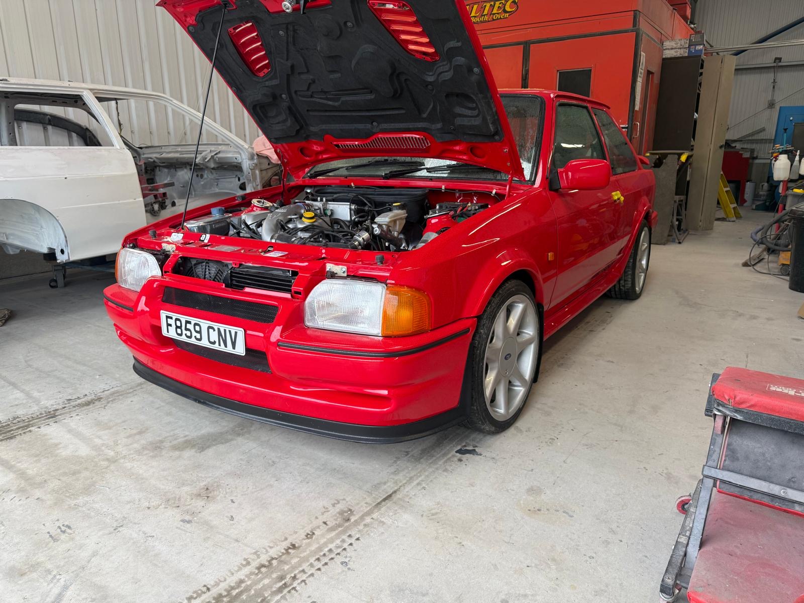 Escort Series 2 RS Turbo Image 2